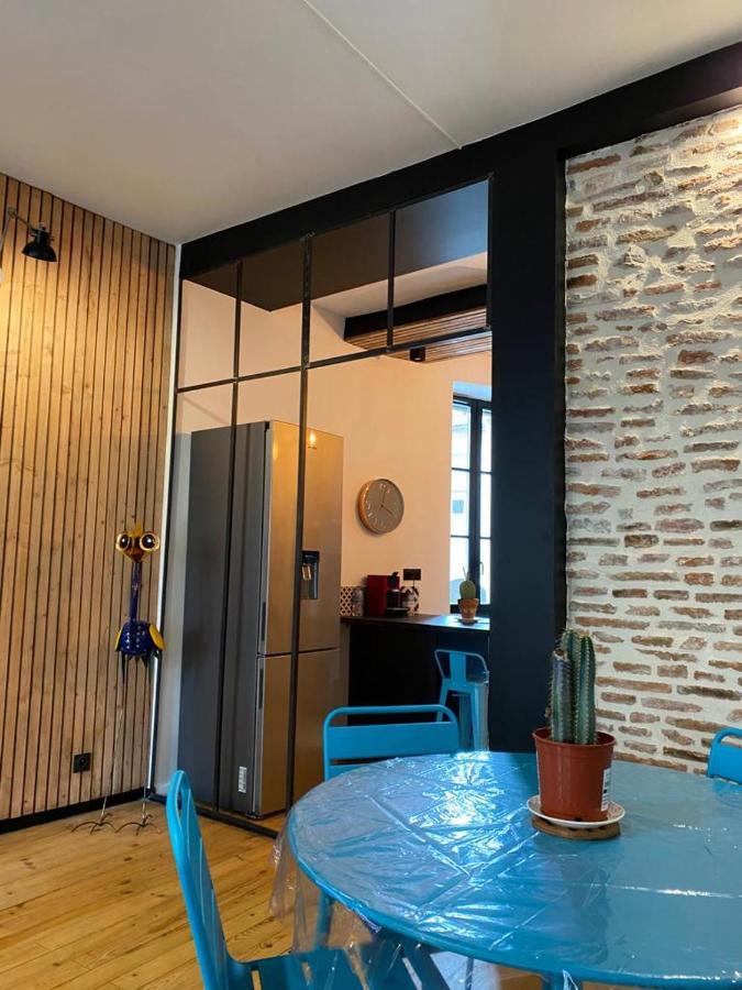60 M2 Au Coeur Du Centre Ville 카오르 외부 사진